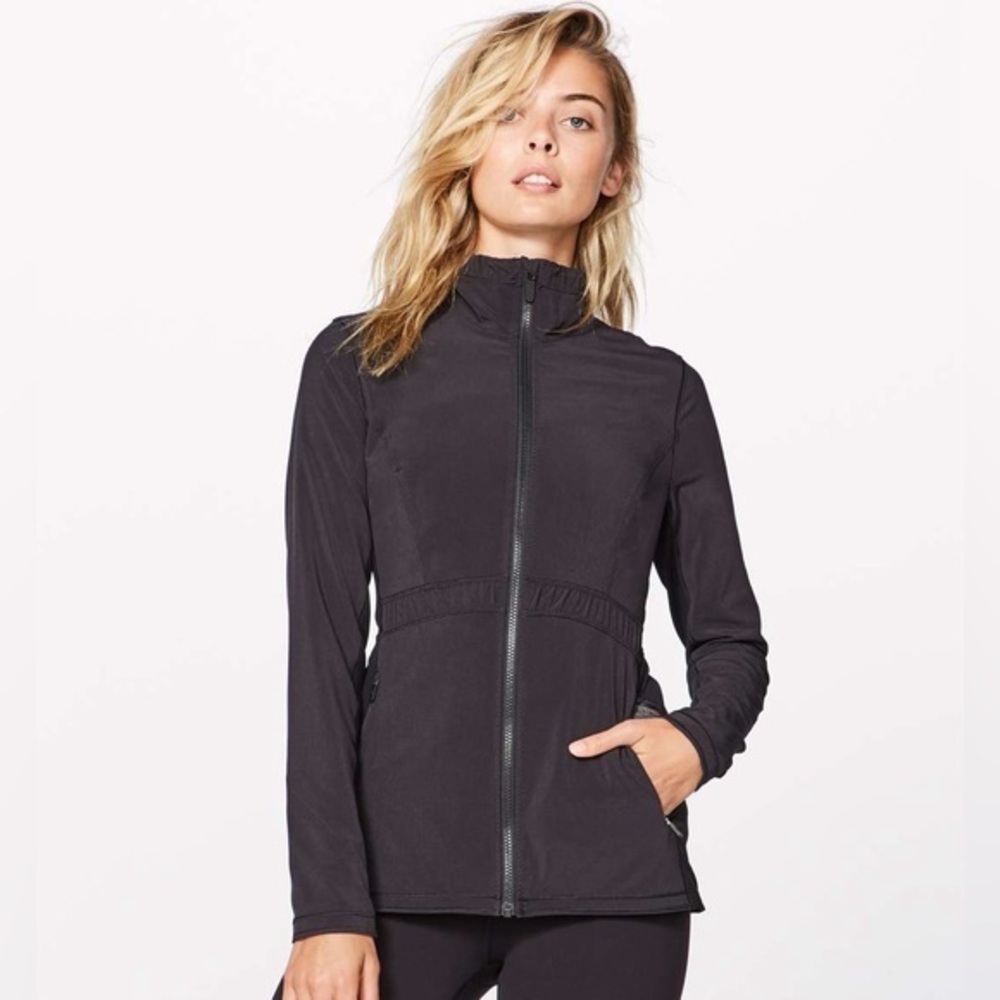 Lululemon Round Trip Slim Fit Lightweight Airy Black Fitness Gym Yoga Jacket 4